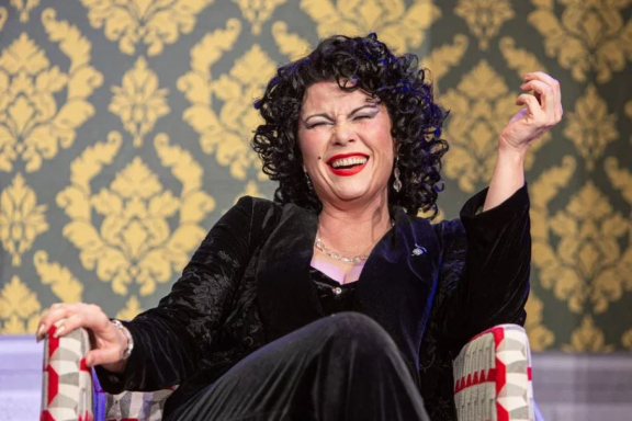 Семейка легкого поведения