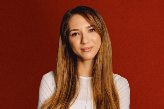 &Ncy;&acy;&dcy;&yacy; &Dcy;&zhcy;&acy;&bcy;&rcy;&acy;&icy;&lcy;&ocy;&vcy;&acy;&period; Stand Up &Icy;&zhcy;&iecy;&vcy;&scy;&kcy;